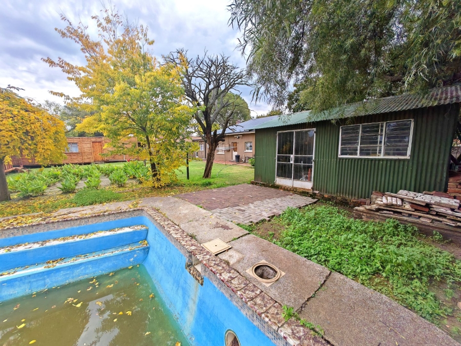 7 Bedroom Property for Sale in Bayswater Free State